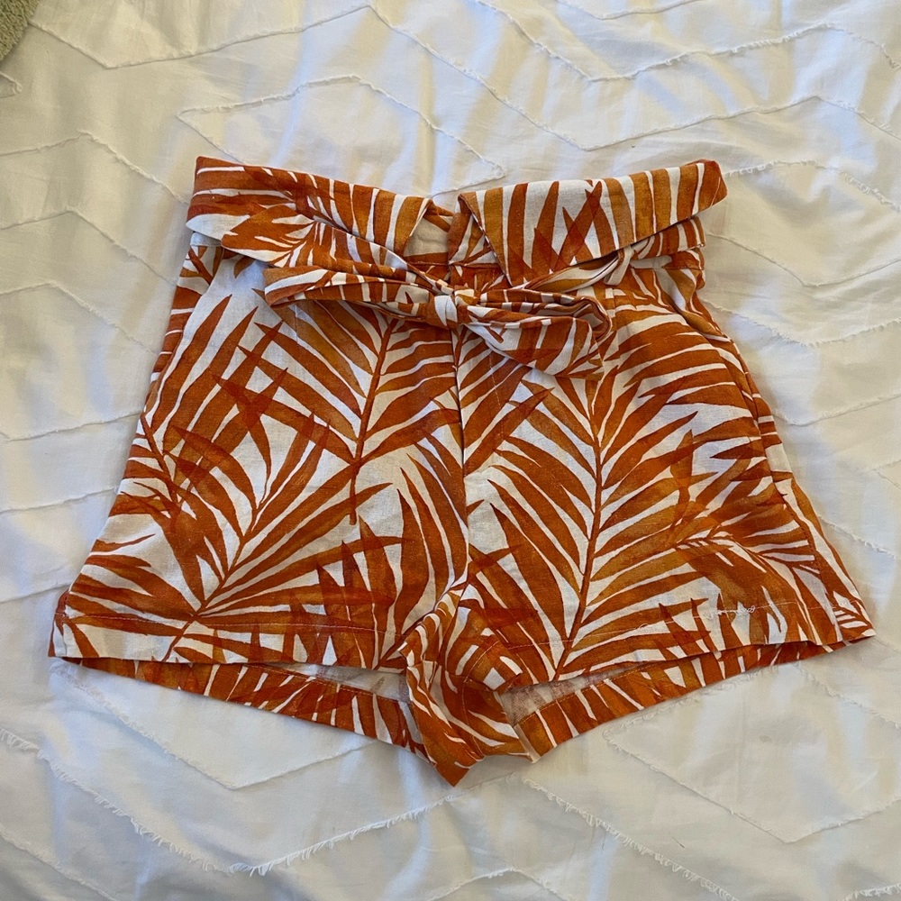 Flowy shorts